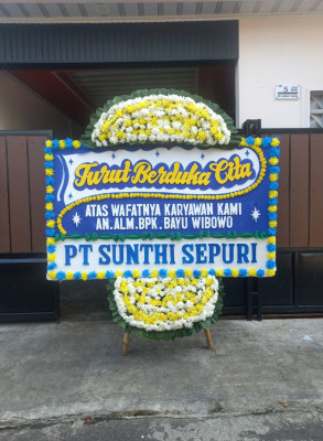 Papan Bunga Duka di Baureno
