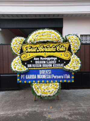 Papan Bunga Duka di Baureno
